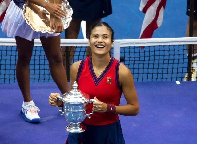 利与荣誉而 利与荣誉而