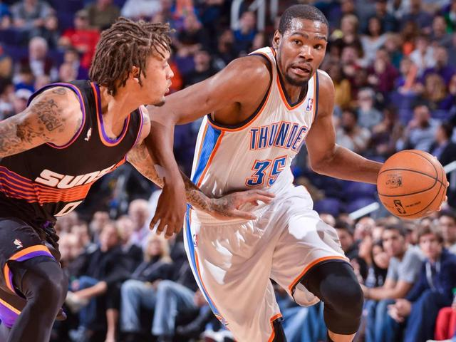 年轻且充满 年轻且充满