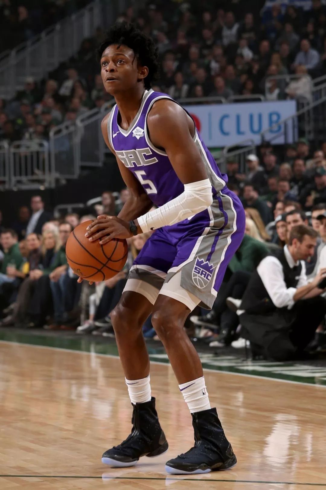 弱侧外线 弱侧外线